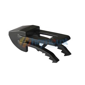 Clip para retirar la nieve del panel solar fijado al marco de aluminio