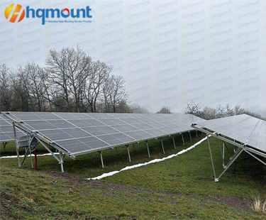 Proyecto de soporte de montaje en tierra solar HQ-GT1 de 300kw
        