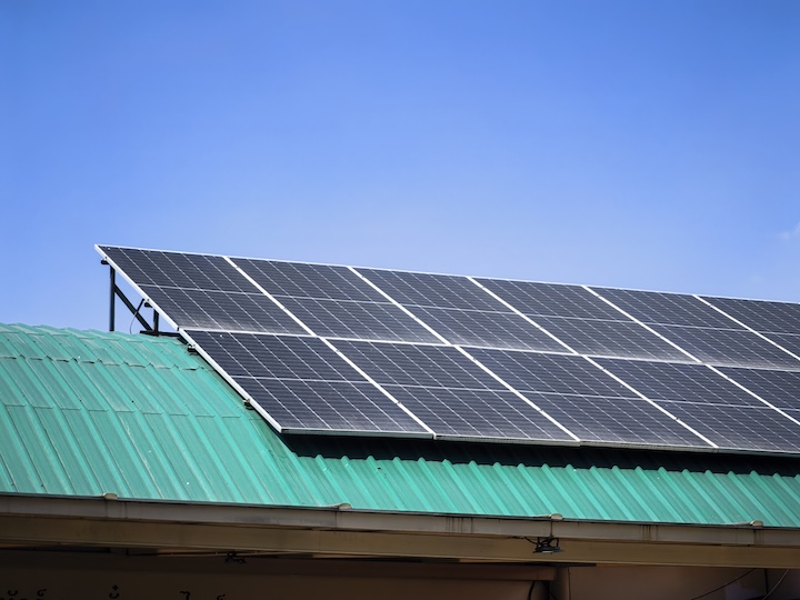 HQ Mount realiza un estudio de mercado exhaustivo en Tailandia y presenta soluciones de montaje solar personalizadas para techos comerciales.